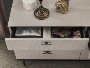 Claire bedroom set