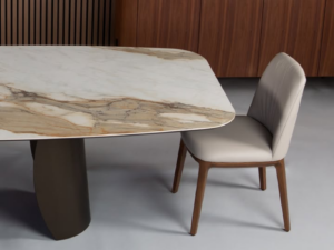 Lidia – Walnut Base